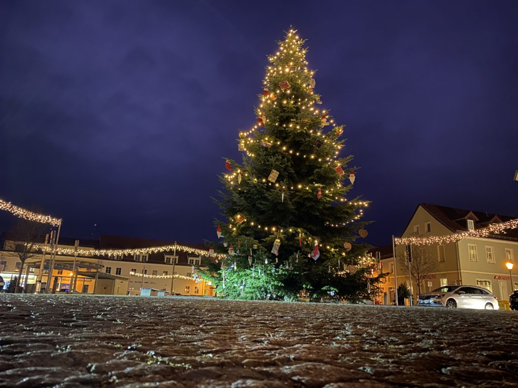 Weihnachtsbaum in Elsterwerdas Innenstadt