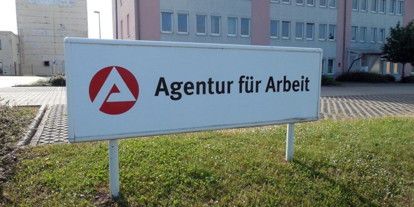 Agenutr für Arbeit