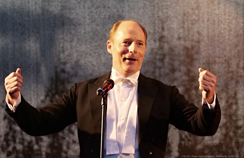 Gesangssolist Thomas Andersson (c) H.E.U.D.